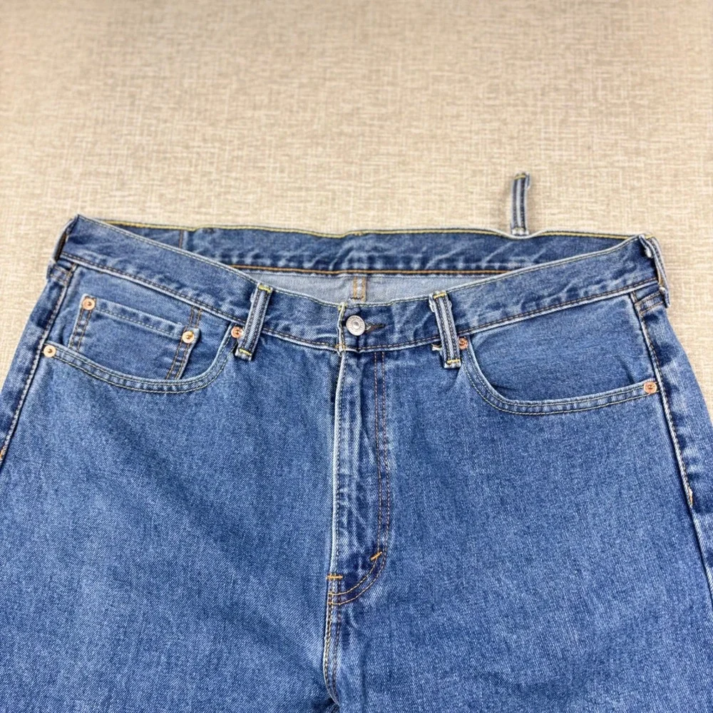 Levis 505 Mens 38x34 Light Distress Jeans Thigh Fade ** Vintage Style ** Denim